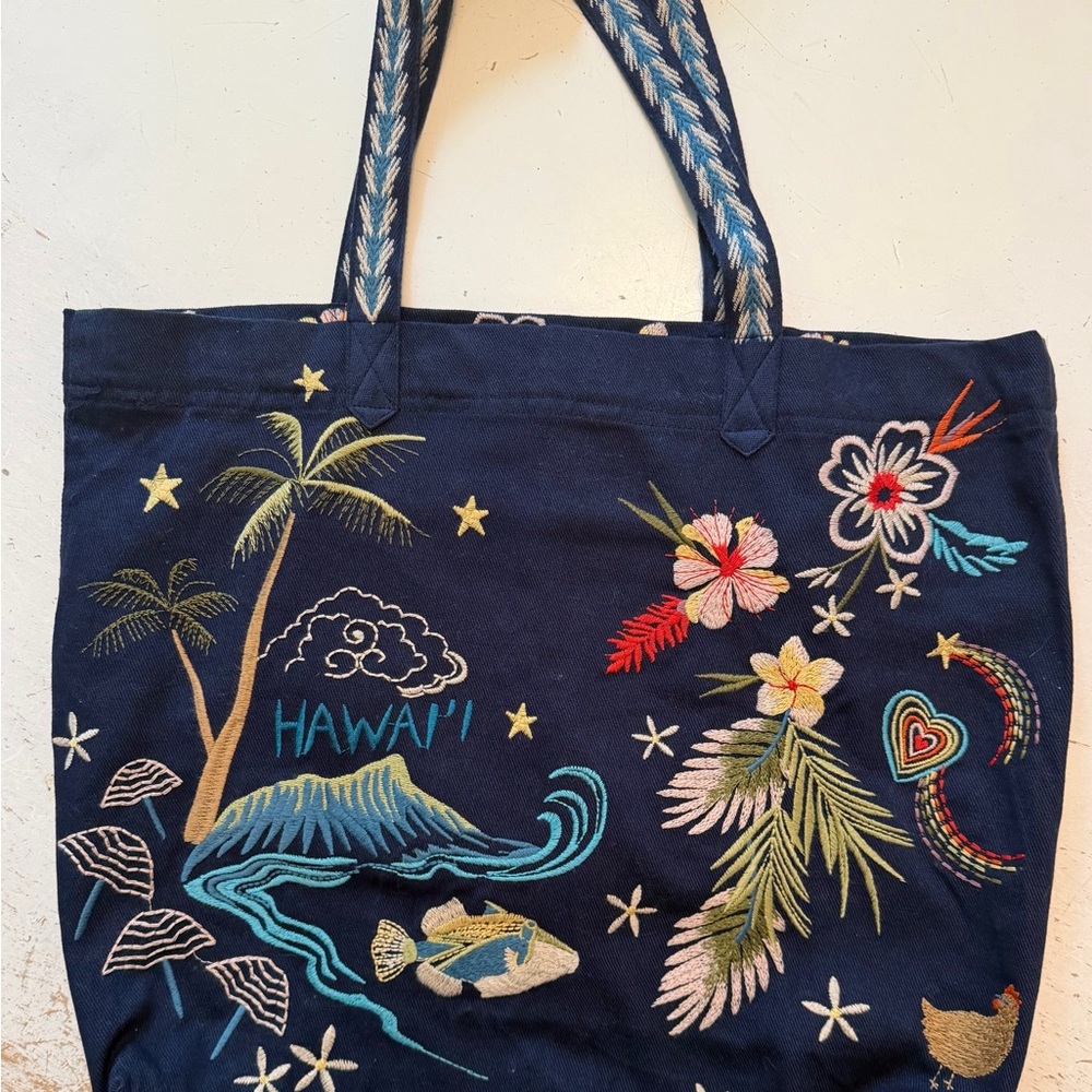Johnny Was Hawaii Embroidered tote bag - Picture 2 of 4
